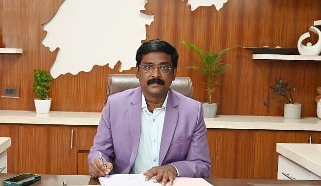 திருவண்ணாமலை : `பெயர் பலகை தமிழில் இருக்க வேண்டும்; மே 15 வரை அவகாசம்’ - ஆட்சியர் எச்சரிக்கை