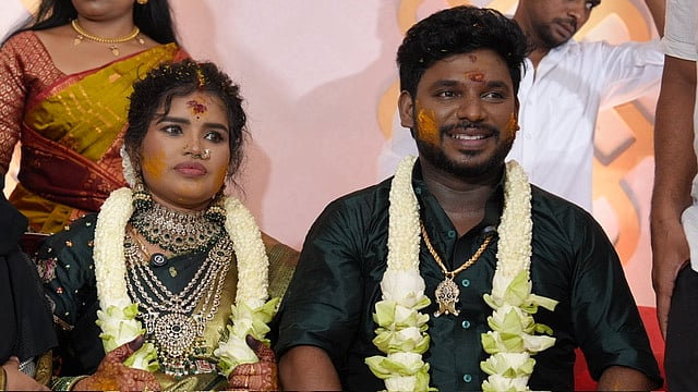 சீர் கொண்டு வந்த ரோபோ சங்கர் குடும்பம்; ஜோராக நடந்த நாஞ்சில் விஜயன் - மரியா வளைகாப்பு!