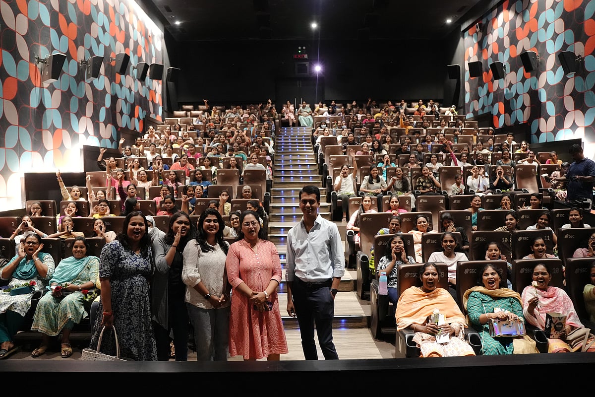 GBU: '1 மணி நேரத்துல டிக்கெட் காலி'; பெண்களுக்கான பிரத்யேக FDFS  - ஈரோடு தியேட்டர் சுவாரஸ்யம்