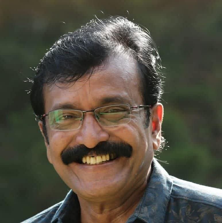 கயல்: `நெஞ்சு வலி வந்து உயிர் பிரிஞ்சுருச்சு' சீரியல் நடிகர் பிரபாகரன் மரணம் - கலங்கும் குடும்பம்