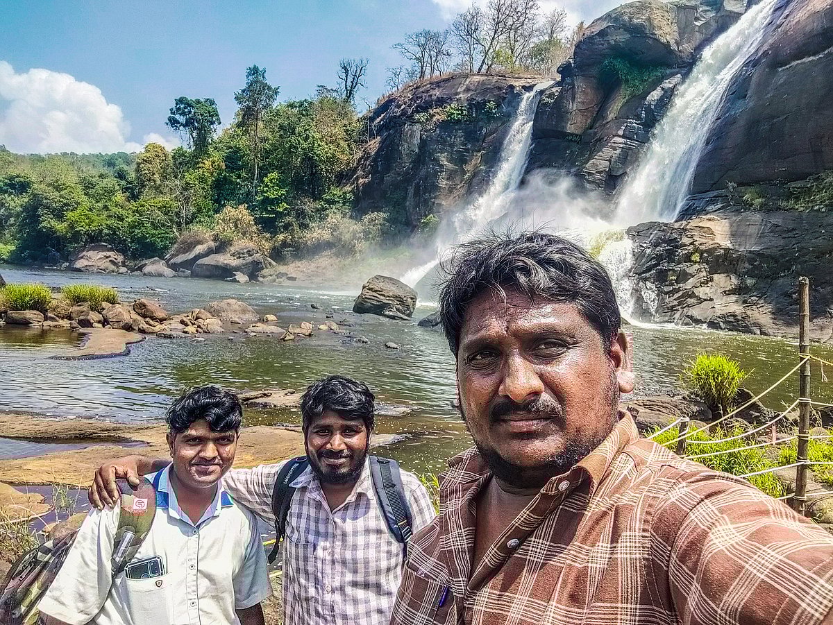 Travel Contest: மூலிகை வாசம் வீசும் இந்தியாவின் நயாகரா!  - அதிரப்பள்ளிக்கு செல்ல ஒரு செம பிளான்