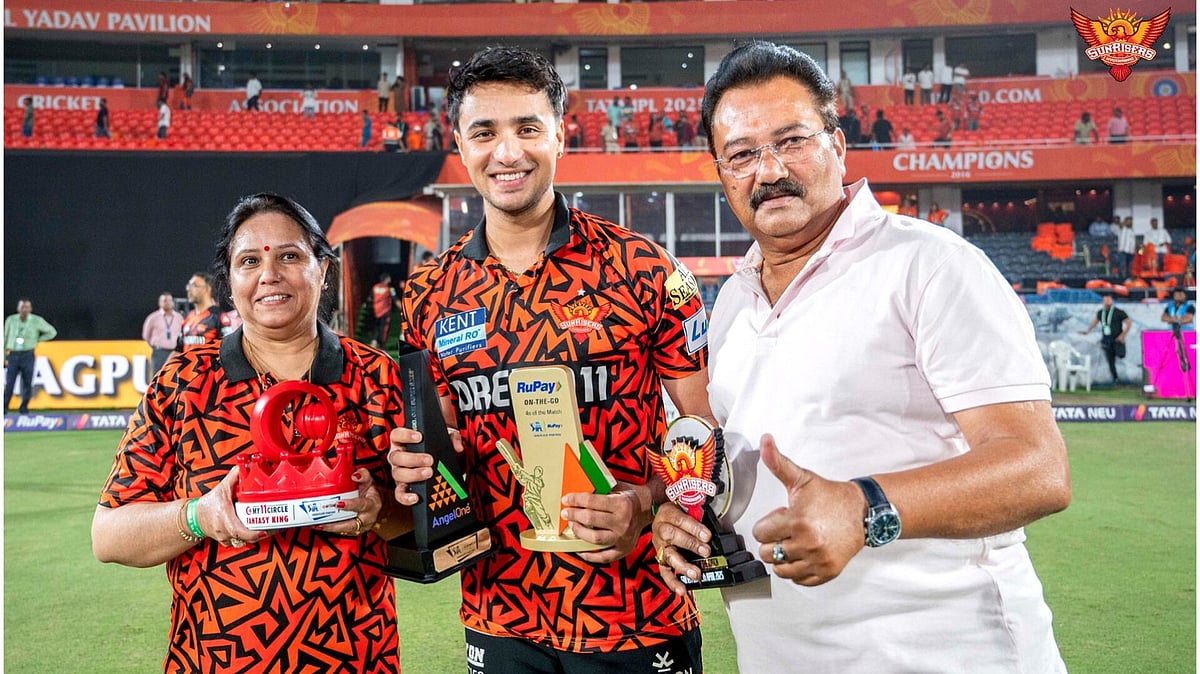 Abhishek Sharma: மகன் 141 ரன்கள் அடித்தும் திருப்தியடையவில்லை; என்ன சொல்கிறார் அபிஷேக்கின் தந்தை!?