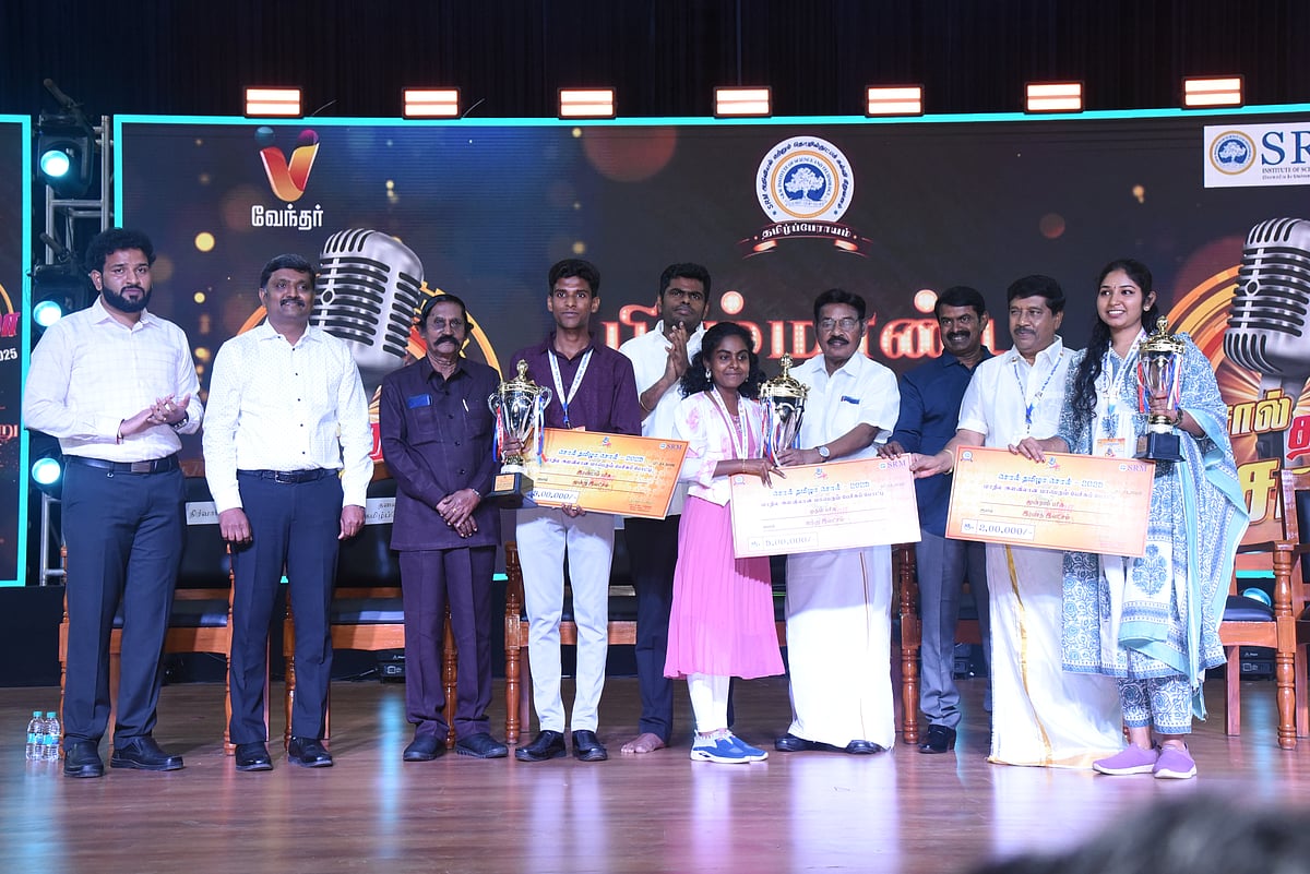 SRM: மாணவர்களைப் பேச்சாளர்கள் ஆக்கிய 'தமிழ் பேராயம்'