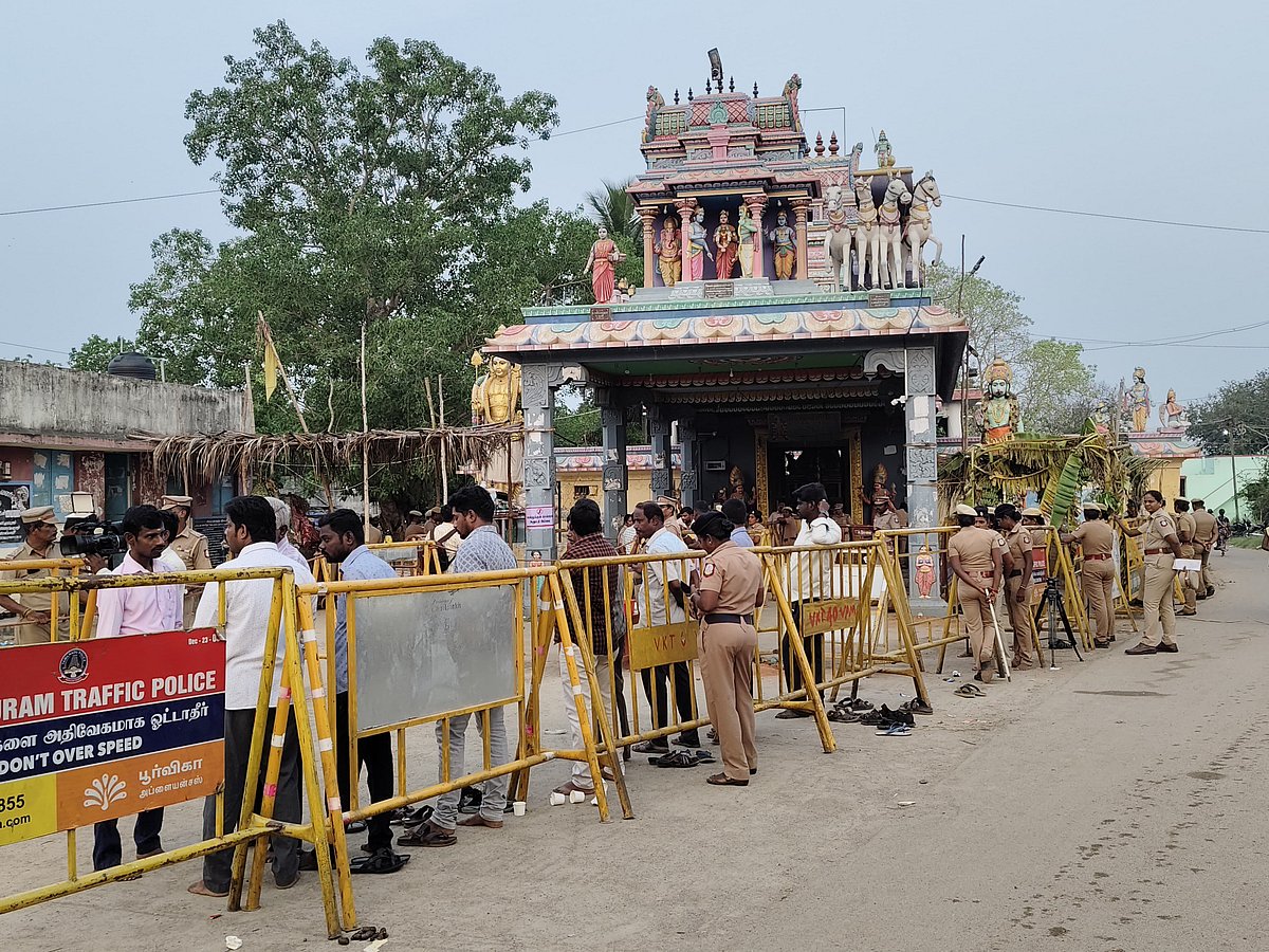 மேல்பாதி: திறக்கப்பட்ட திரௌபதி அம்மன் கோயில்! - கலங்கிய கண்களுடன் வழிபட்ட பட்டியல் சமூக மக்கள்