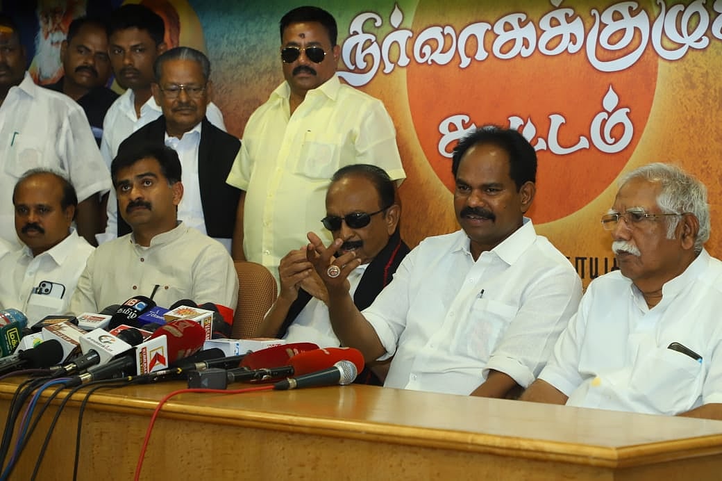 வைகோ : `தாராளமாக வெளியேறி கொள்ளலாம்..!’ - கட்சியில் மீண்டும் பிளவு? ; என்ன நடக்கிறது மதிமுக-வில்?