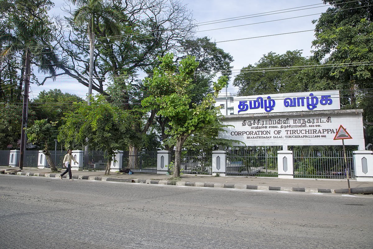 திருச்சி: 'சாக்கடை கலந்த குடிநீரா, திருவிழா அன்னதானமா?' - மூன்று பேர் பலியும், அதிர்ச்சி பின்னணியும்