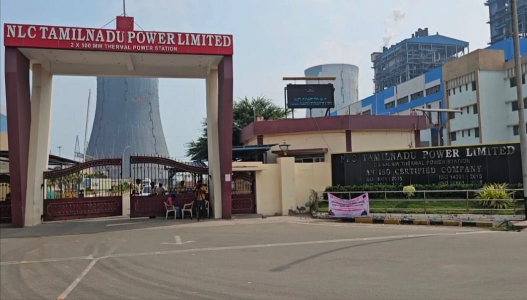 தூத்துக்குடி: 4 முறை பேச்சுவார்த்தை தோல்வி; 5-வது நாளாக அனல்மின் நிலைய ஊழியர்கள் போராட்டம்!