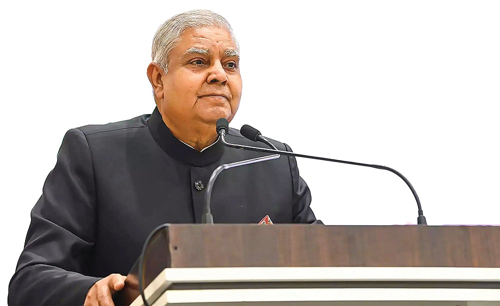 `ராஜினாமா செய்த தன்கர் எங்கே?; சீனா, ரஷ்யாவில்தான் இப்படி நடக்கும்’ - கேள்வி எழுப்பும் சஞ்சய் ராவத்