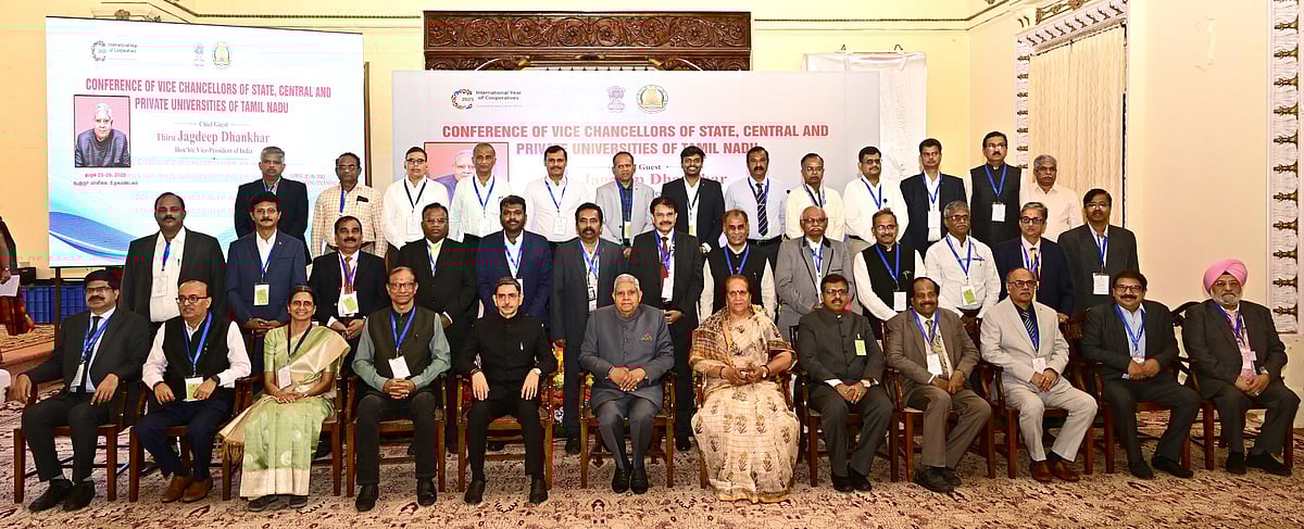 `துணை வேந்தர்களை தமிழ்நாடு அரசும் காவல்துறையும் மிரட்டியுள்ளது’ - குற்றச்சாட்டும் ஆளுநர் ரவி