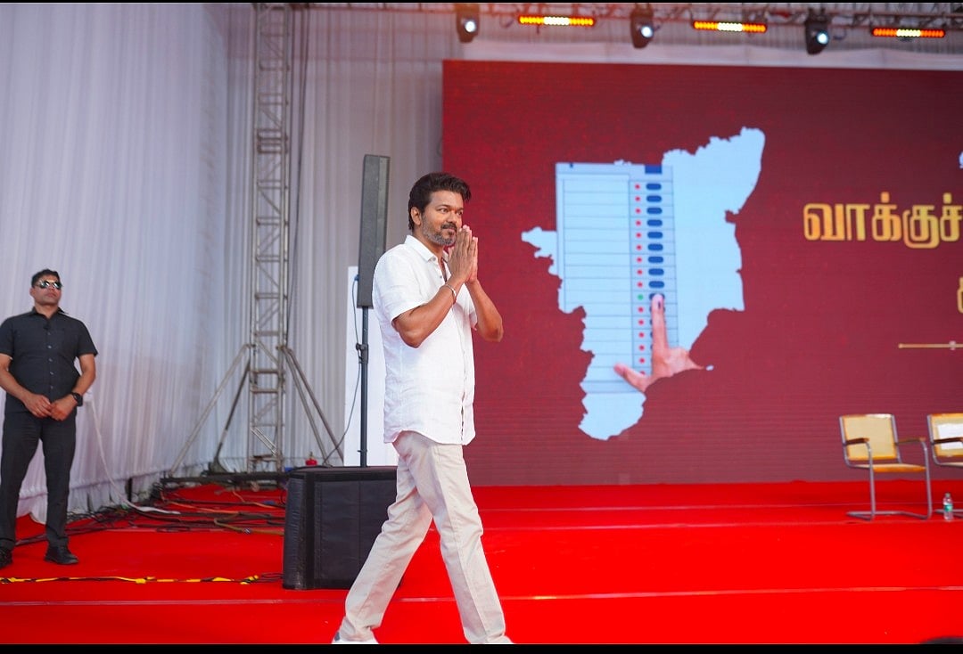 கோவை: களத்தில் விஜய் vs உதயநிதி... ரோடு ஷோ முதல் கூட்டம் வரை - அலறும் `ரீமேக்’ அரசியல்