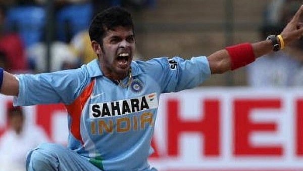 சஞ்சுவுக்கு ஆதரவுக் குரல் கொடுத்த ஸ்ரீசாந்த்; 3 ஆண்டுகள் தடை விதித்த KCA; பின்னணி ஏன்?