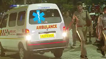 Kerala: கோழிக்கோடு அரசு மருத்துவமனையில் தீ விபத்து; 5 பேர் மரணம்.. நிர்வாகம் சொல்வது என்ன?