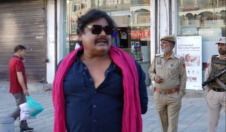 பஹல்காம் தாக்குதல் உள்நாட்டு சதி; பாகிஸ்தான் மேல பழியைப் போட்டு.. - காஷ்மீரிலிருந்து மன்சூர் அலிகான்