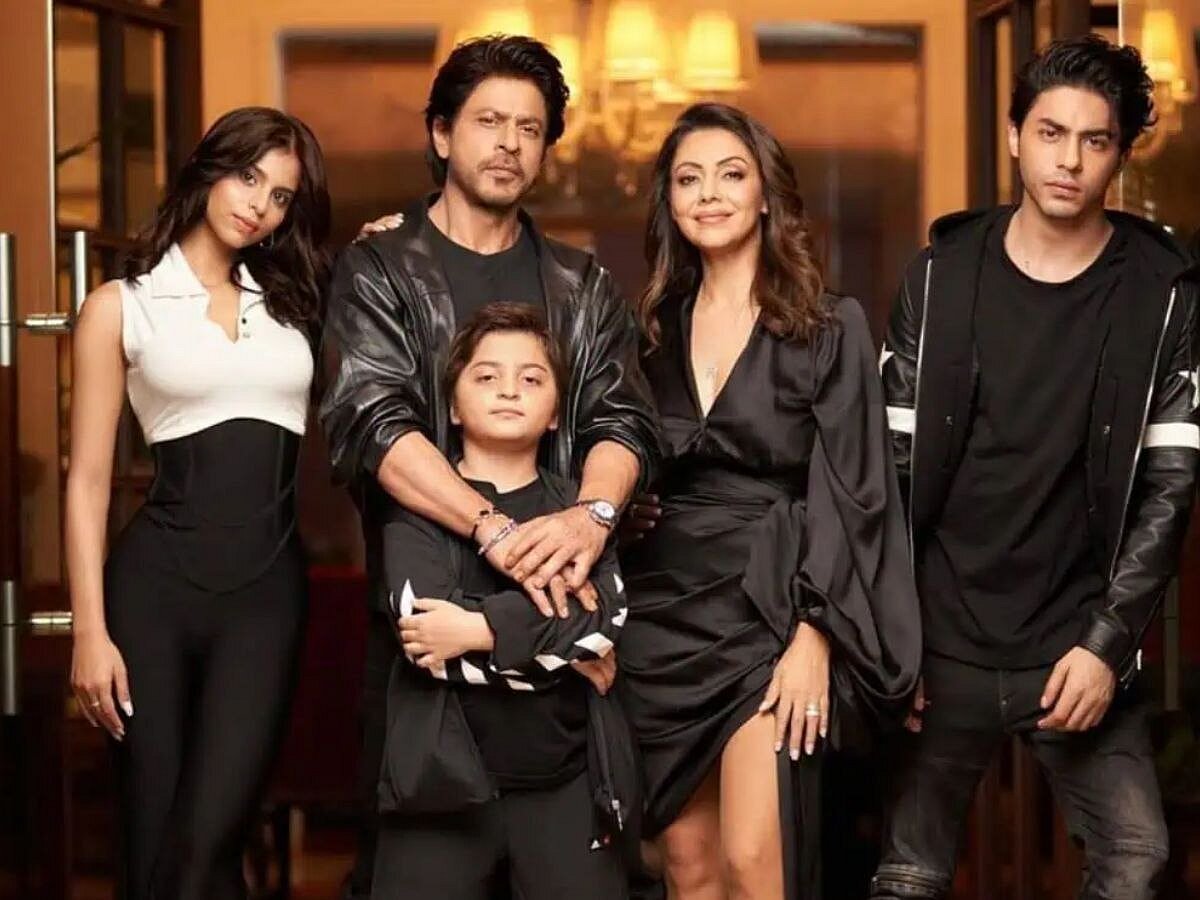 ``படப்பிடிப்பு, வேலை இல்லாவிட்டால்.. வீட்டில் இப்படித்தான் இருப்பேன்''  - ஷாருக்கான் ஓப்பன் டாக்