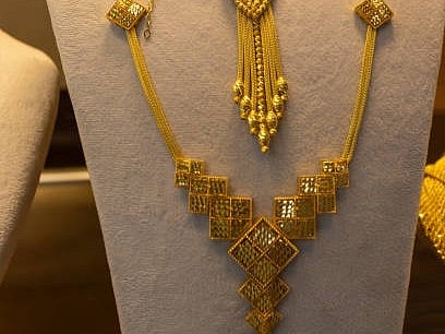 பரபரக்கும் ஆபரேஷன் சிந்தூர்; தங்கம் விலையில் எதிரொலியா? - இன்றைய தங்கம் விலை நிலவரம் என்ன?