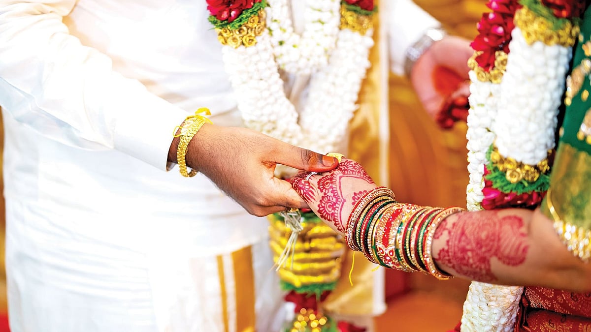 சென்னை: காலையில் திருமணம் மாலையில் மாயம்; மணமகளைத் தேடும் குடும்பம்; என்ன நடந்தது?