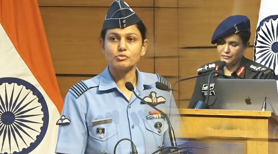 Operation Sindoor : இந்தியாவின் துல்லிய தாக்குதலை விளக்கிய பெண் அதிகாரிகள்! - யார் இவர்கள்?