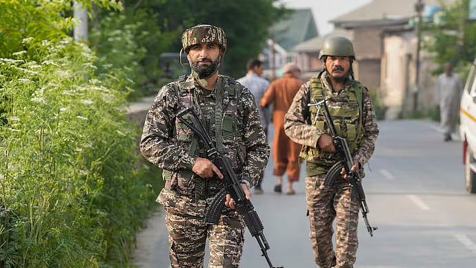 India - Pakistan Tension: நேற்று தொடங்கிய இந்தியா - பாக். தாக்குதல்; இதுவரை நடந்தது என்ன?