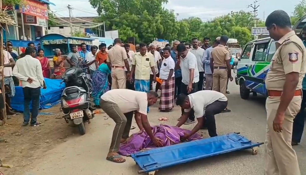தூத்துக்குடி: அகற்றப்படாத ஆக்கிரமிப்பால் விபத்து; பைக் மீது லாரி மோதியதில் சிறுமிக்கு நேர்ந்த சோகம்