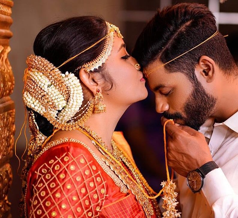 'இன்று உன் பூக்களையும், வாழ்த்துகளையும் மிஸ் பண்ணுகிறேன்'- கணவர் குறித்து ஸ்ருதி சண்முகப்பிரியா 