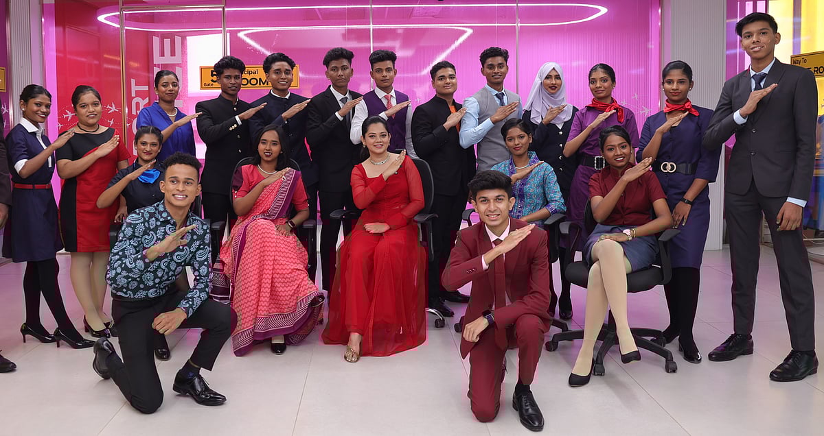 Chennai's Amirta: விமானக் கல்லூரியில் மாணவர்களுக்காக நடைபெற்ற FASHIONISTA -2025 பிரத்யேக பேஷன் ஷோ