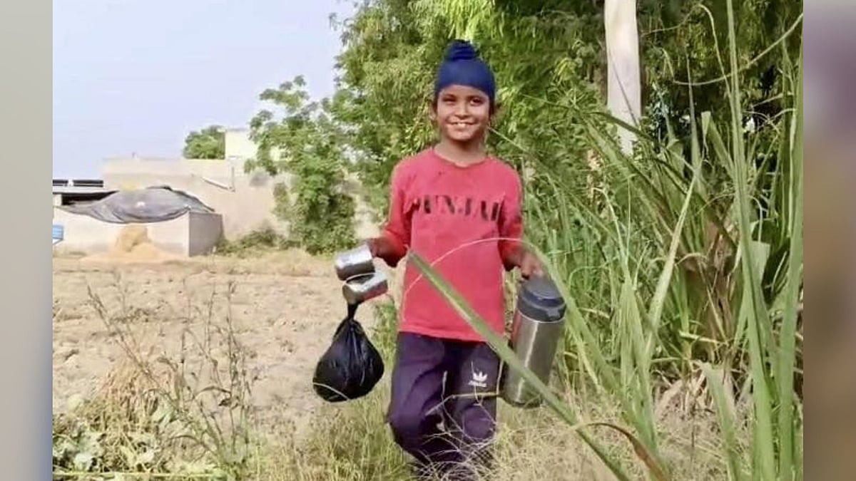’வளர்ந்ததும் ராணுவத்தில் சேருவேன்'- ஆபரேஷன் சிந்தூரின்போது ராணுவ வீரர்களுக்கு உதவிய 10 வயது சிறுவன்!