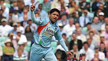 Piyush Chawla: `17 வயதில் இந்திய அணி; 2 உலகக் கோப்பை..!' - ஓய்வை அறிவித்த IPL லெஜெண்ட்