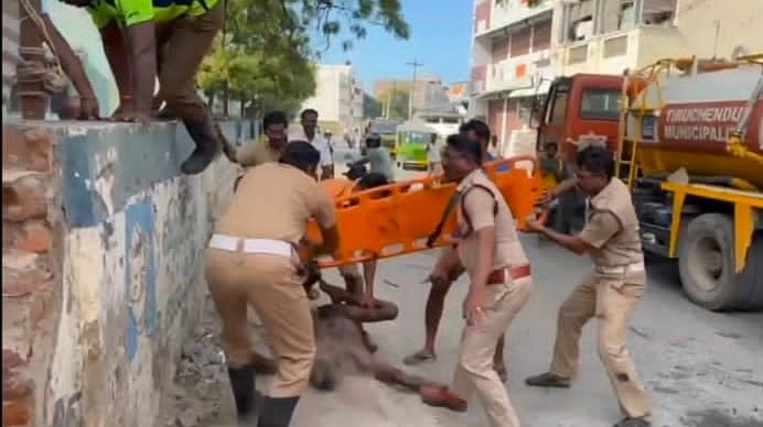 திருச்செந்தூர்: தூய்மை பணியாளர் கழிவுநீரில் மூழ்கி உயிரிழப்பு - வேலைக்கு வந்த முதல் நாளில் பரிதாபம்