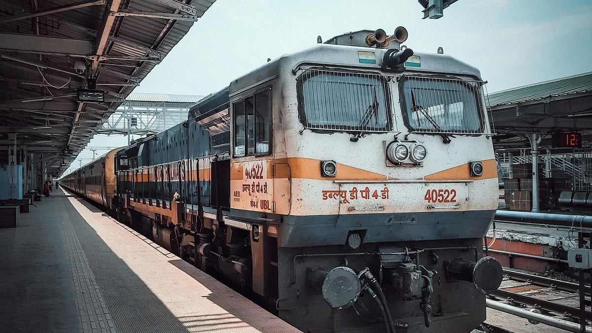 இந்திய ரயில்வேயில் 6,238 டெக்னீசியன் காலிபணியிடங்கள்; யார், எப்படி விண்ணப்பிக்கலாம்?