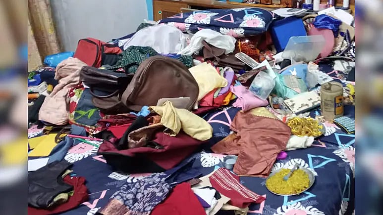 நூடுல்ஸ் சமைத்து சாப்பிட்டு, ஏ.சி. போட்டு ஓய்வு எடுத்து... திருடிச்சென்ற திருடர்கள்! | உ.பி ஷாக்