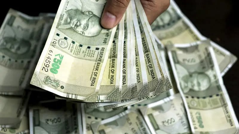 கையில் பணம் புழங்கிக்கொண்டே இருக்க செய்யக் கூடாத தவறுகளின் லிஸ்ட் | பணம் வளர்ப்போம் - 4