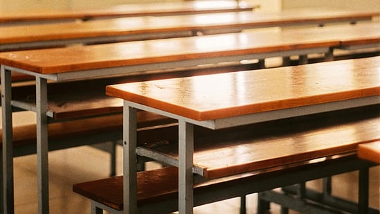 தூத்துக்குடி: பாலிடெக்னிக் கல்லூரியில் வெடித்த நாட்டு வெடி; 2 மாணவர்கள் காயம்; என்ன நடந்தது?