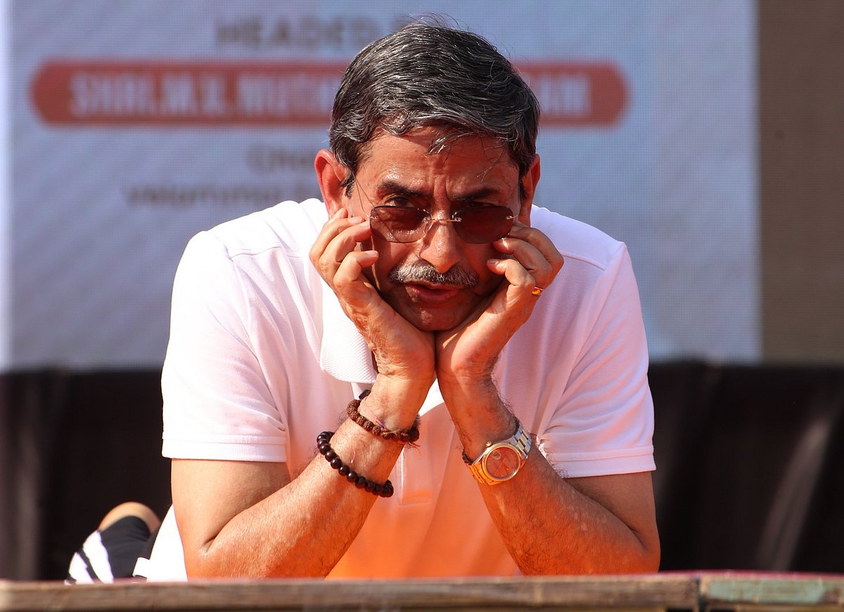 மதுரை: சர்வதேச யோகா தினத்தை பள்ளி குழந்தைகளோடு கொண்டாடிய ஆளுநர் ஆர்.என்.ரவி | Photo Album