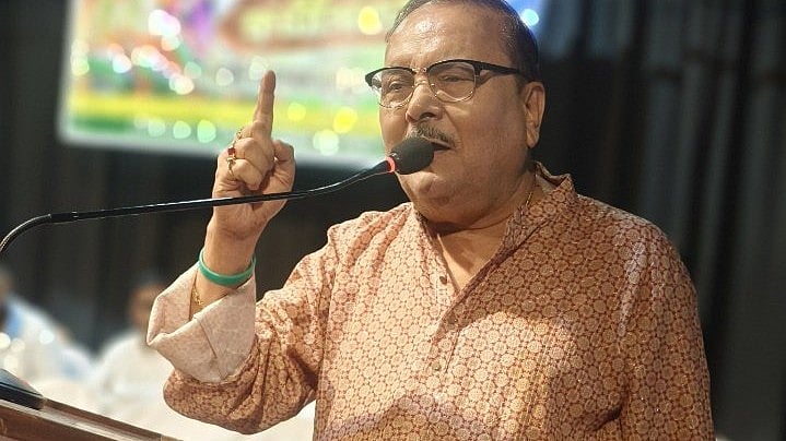 கொல்கத்தா: `அப்பெண் அங்கு செல்லாமல் இருந்தால்  நடந்திருக்காது' - TMC MLA பேச்சு; வலுக்கும் எதிர்ப்பு