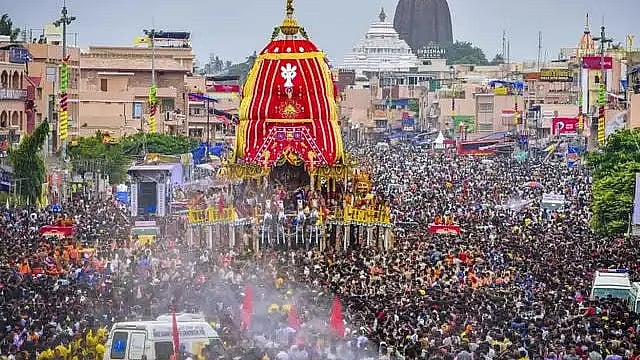 Puri stampede: பூரி ஜெகன்நாதர் கோயில்: ரதயாத்திரை கூட்ட நெரிசலில் சிக்கி 3 பேர் பலி; 50 பேர் காயம்