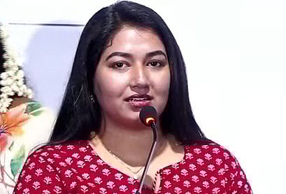 Parandhu Po: ``சினிமாவில் நடிக்க ஆசை இருக்கு'னு முதல்ல அம்மாகிட்ட சொன்னேன்; ஆனா..'' - கிரேஸ் ஆண்டனி