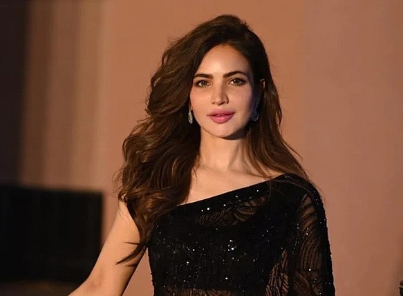 Humaira Asghar: வீட்டில் சடலமாக மீட்கப்பட்ட பிரபல நடிகை ஹுமைரா; அதிர்ச்சியில் பாகிஸ்தான் திரையுலகம்