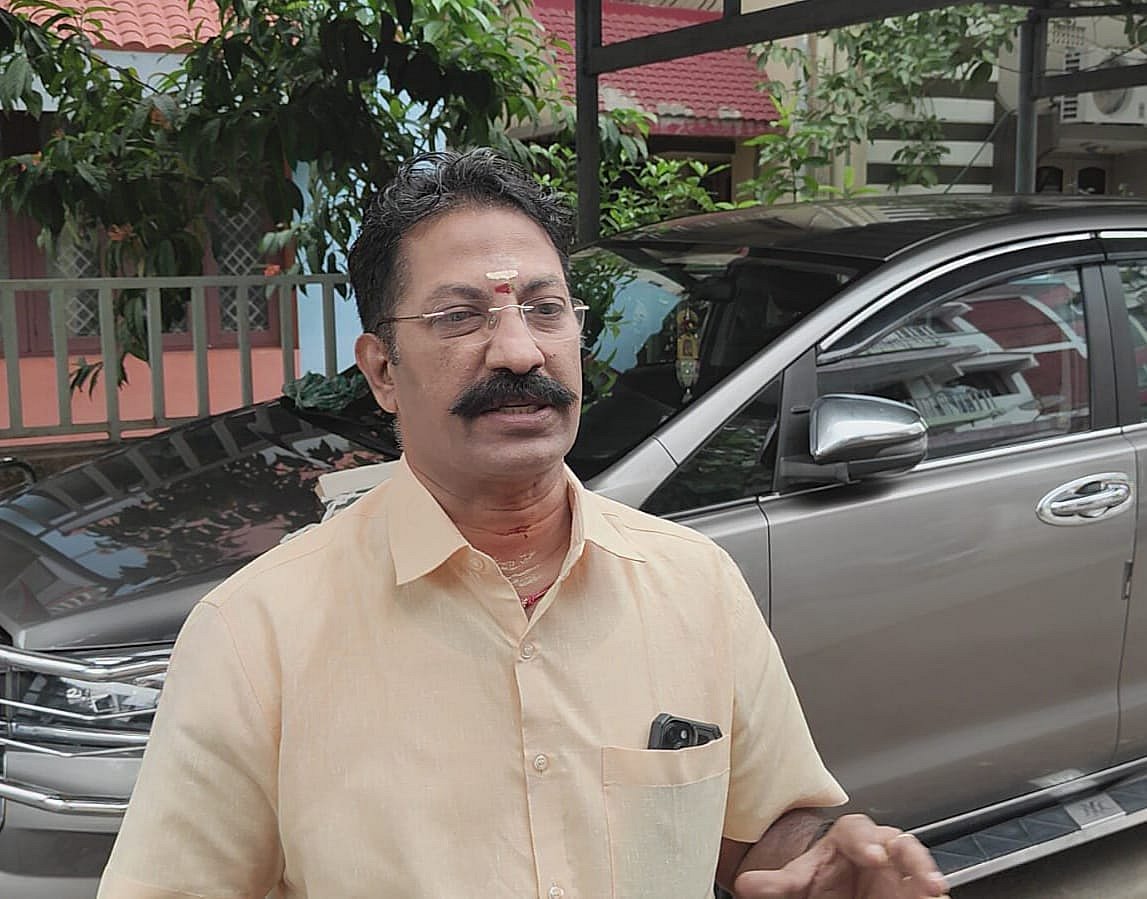 ``என் உயிருக்கு ஆபத்து, தேசிய மனித உரிமைகள் ஆணையம் விசாரிக்க வேண்டும்'' - டிஎஸ்பி சுந்தரேசன்