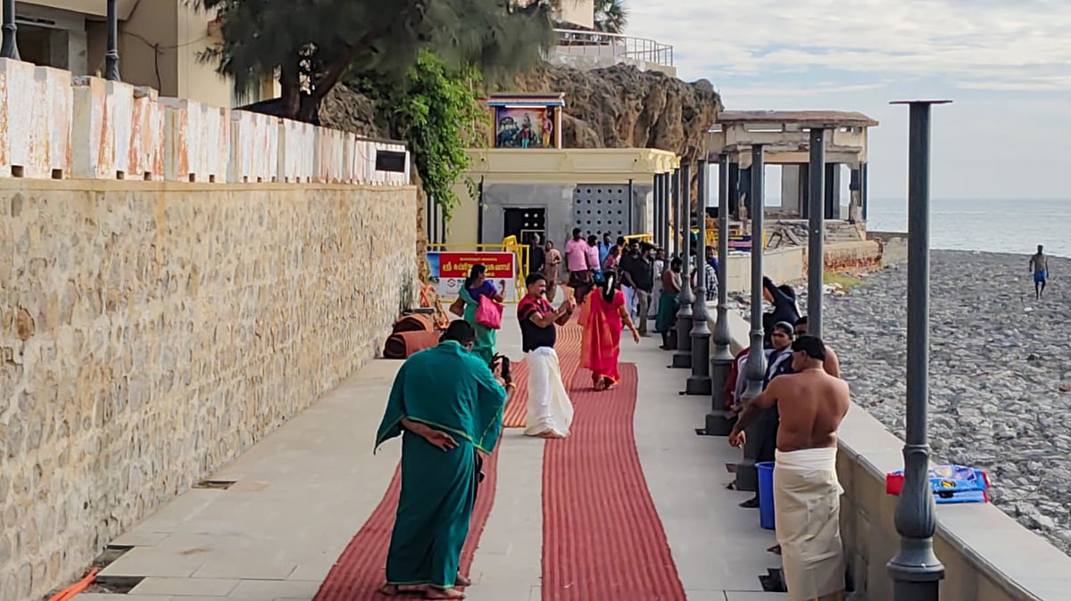 திருச்செந்தூர்: 50 ஆண்டுகளுக்குப் பிறகு சீரமைக்கப்பட்ட வள்ளி குகை; மகிழ்ச்சியில் பக்தர்கள்!