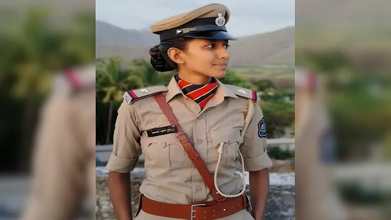 இன்ஸ்டாவில் பழகி, லிவ் இன் உறவில் இருந்த பெண் போலீஸை கொன்ற CRPF வீரர்.. என்ன நடந்தது?