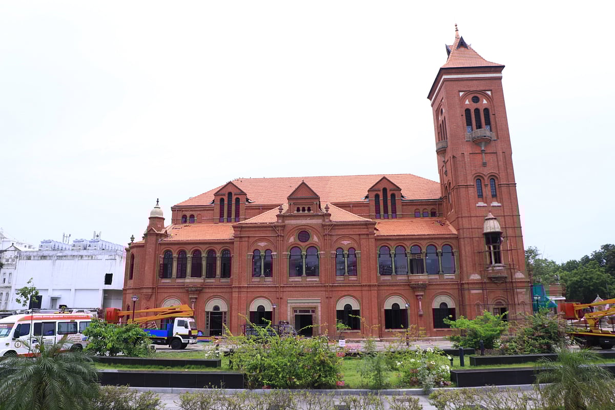 Victoria Hall: புதுப்பொலிவுடன் பொதுமக்கள் பார்வைக்காக தயாராகும் 135 ஆண்டு பழமையான விக்டோரியா ஹால்!
