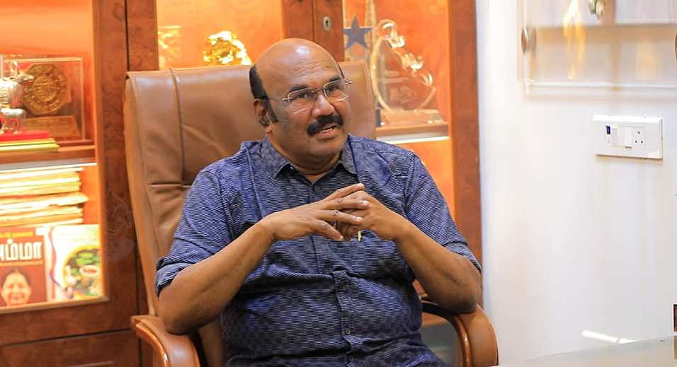 ``எல்லாருமே நமக்கு பிரண்ட்ஸ் தான்; திமுக-வை தவிர..!” - ஜெயகுமாருடன் ஓர் உரையாடல்