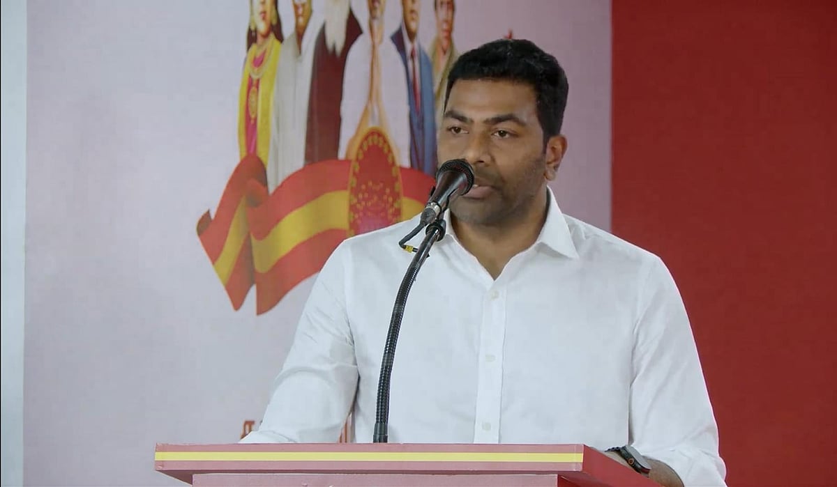 'அண்ணா வழியில் 'ஆப்' மூலம் மக்களை சந்திக்கப்போகிறோம்!' - தவெக-வின் பலே ஐடியா!