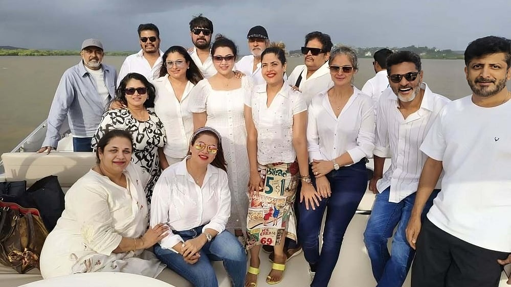 90s Reunion: ''Naughty 90s'னு ஒரு வாட்ஸ்அப் குரூப் இருக்கு, அதுல.!