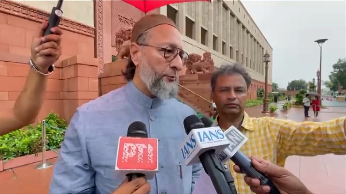 மாலேகான் குண்டுவெடிப்பு: `இது நீதியே அல்ல’ - BJP Ex எம்.பி உட்பட 7 பேர் விடுதலையை எதிர்க்கும் ஒவைசி