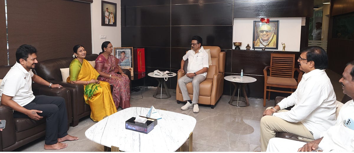 ஸ்டாலினை சந்தித்த பிரேமலதா: திமுக கூட்டணியை விரும்புகிறதா தேமுதிக? இதில் திமுக கணக்கு என்ன? 