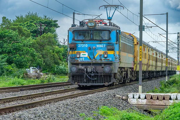 Train Ticket: நாளை முதல் தீபாவளி ரயில் டிக்கெட் புக்கிங் தொடக்கம் மக்களே.!