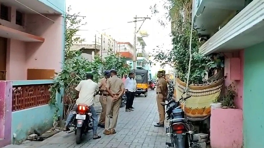 NIA Raid: திண்டுக்கல்லில் 8 இடங்களில் தேசிய புலனாய்வு முகமை அதிகாரிகள் சோதனை; காரணம் என்ன?