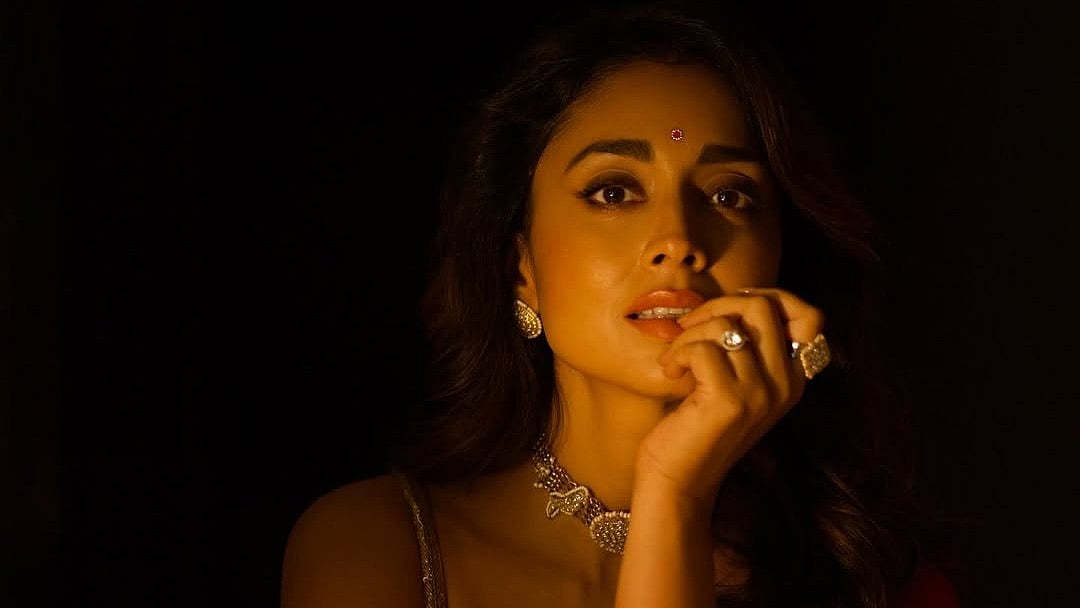 Shriya Saran: நடிகை ஸ்ரேயாவின் Cute கிளிக்ஸ் | Photo Album