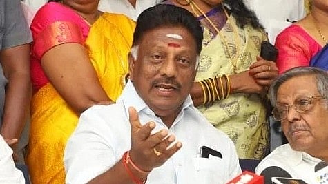 ADMK: ``செங்கோட்டையனின் வேண்டுகோள்; நாங்களும் அதற்காகதான் போராடிக் கொண்டிருக்கிறோம்'' -ஓபிஎஸ் பதில்